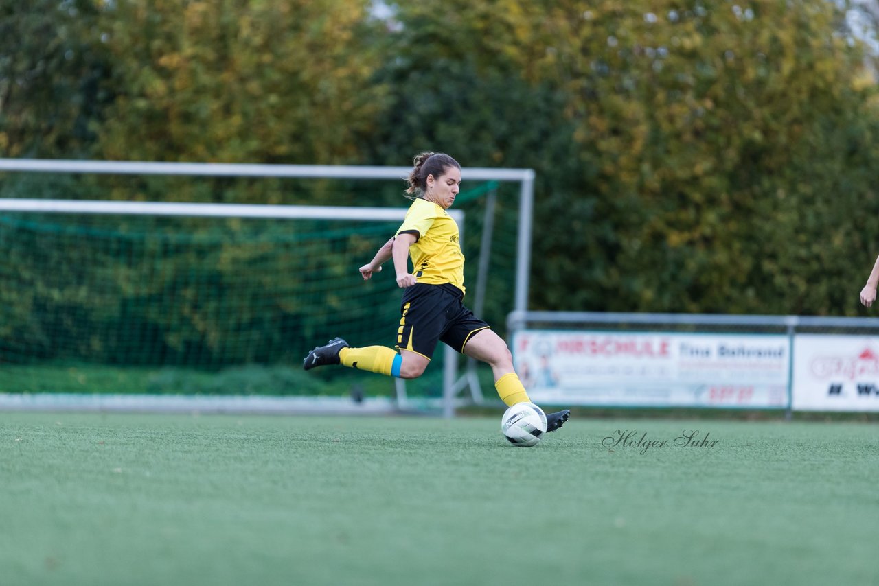 Bild 303 - F SSC Hagen Ahrensburg - SV Frisia 03 Risum-Lindholm : Ergebnis: 2:0